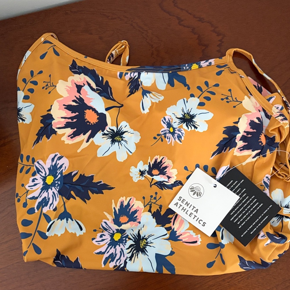 NWT Senita Floral Maternity Tankini Top Swimsuit - Picture 3 of 3